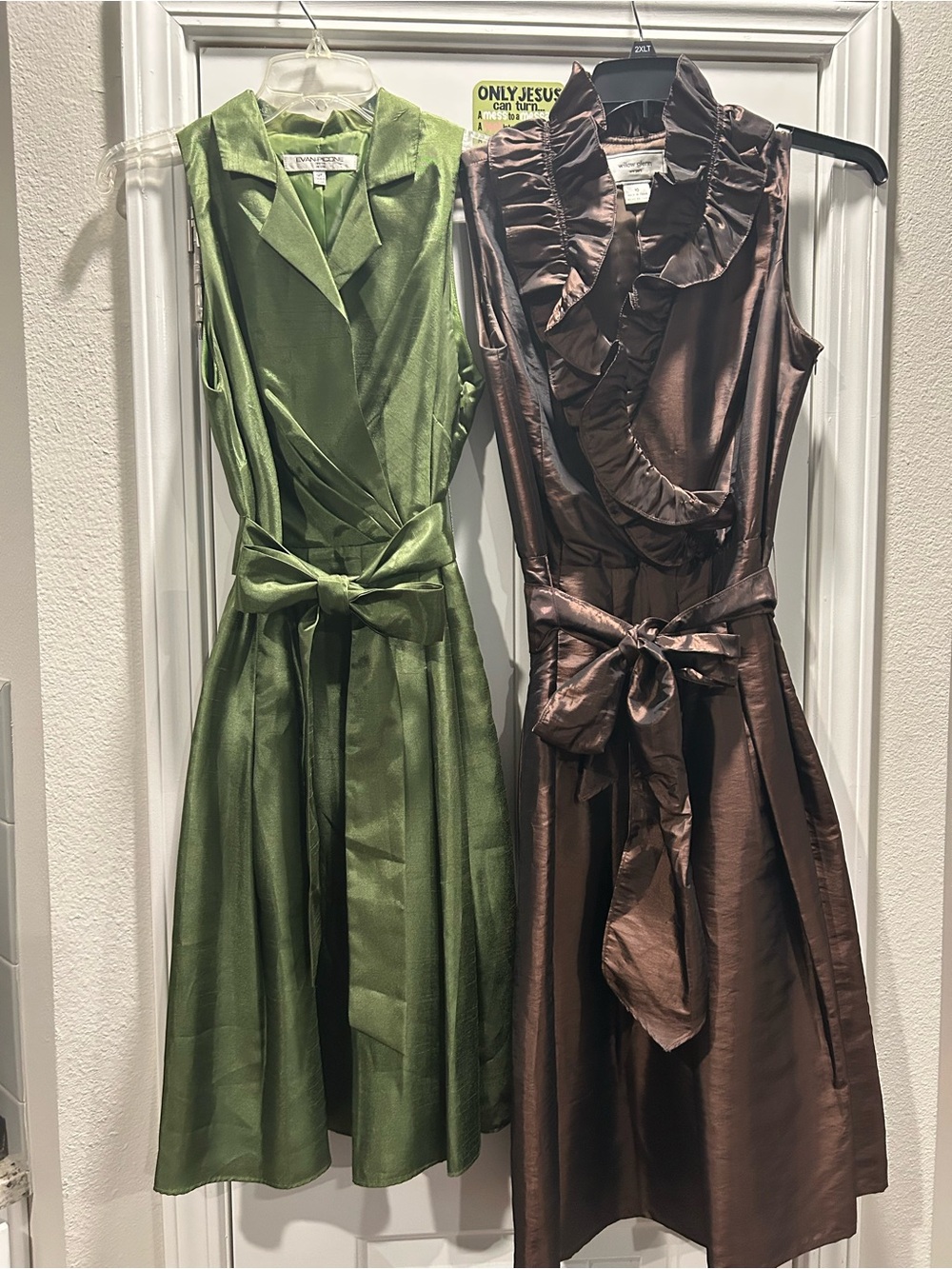 Evan Picone Olive Green Sleeveless Wrap Midi Dress with Waist Tie